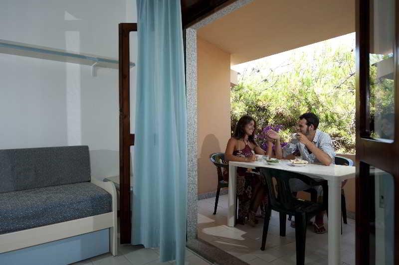 Club Hotel Residence Baiaverde Valledoria  Esterno foto