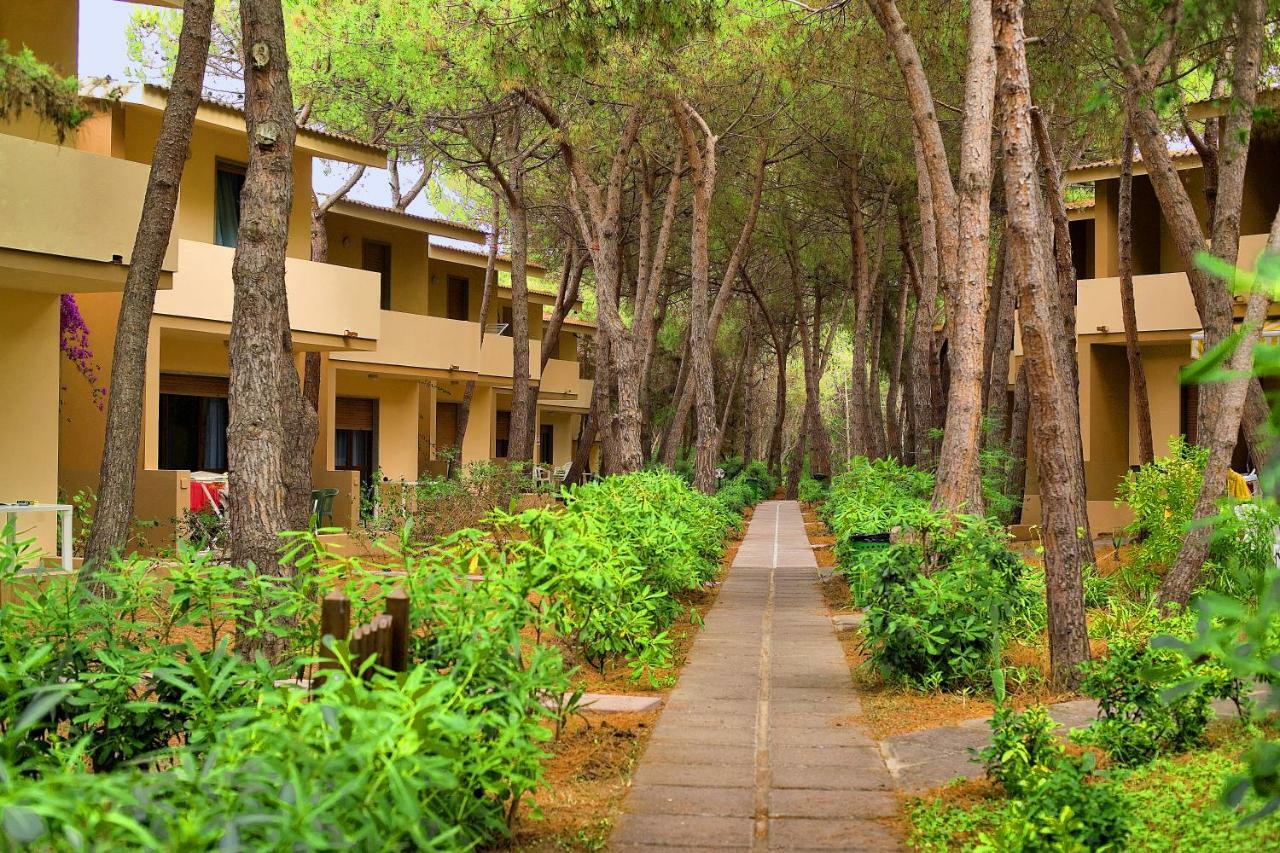 Club Hotel Residence Baiaverde Valledoria  Esterno foto